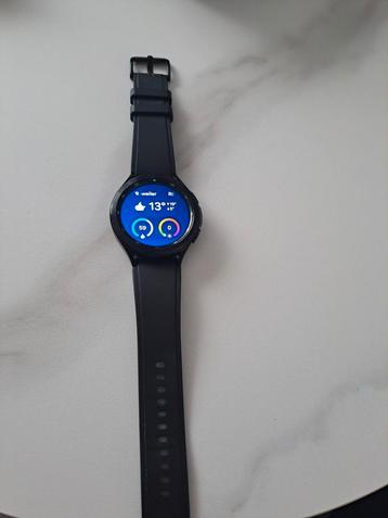 Samsung Galaxy s4 Classic Smartwatch  beschikbaar voor biedingen