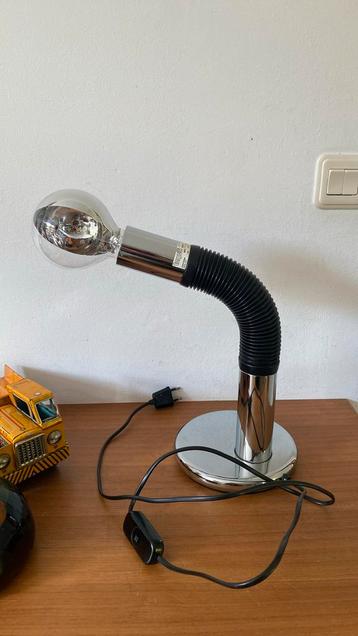 Targetti design lamp , the elbow light beschikbaar voor biedingen