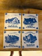 4 antieke delftsblauwe   tegeltjes met boederijen, Ophalen of Verzenden