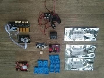 Arduino en andere DIY onderdelen beschikbaar voor biedingen