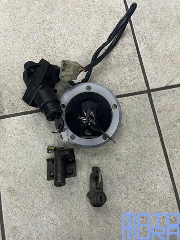Slotenset voor de Kawasaki ZZR 1200 2002 - 2005 ZZR1200 slot beschikbaar voor biedingen
