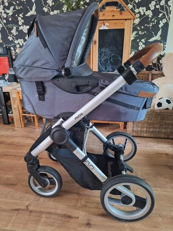 Mutsy Evo combi/kinderwagen z.g.a.n. beschikbaar voor biedingen