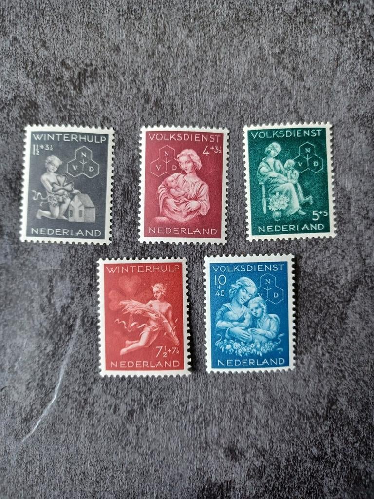 Nederland 1944 Winterhulp complete serie postfris, Postzegels en Munten, Postzegels | Nederland, Verzenden