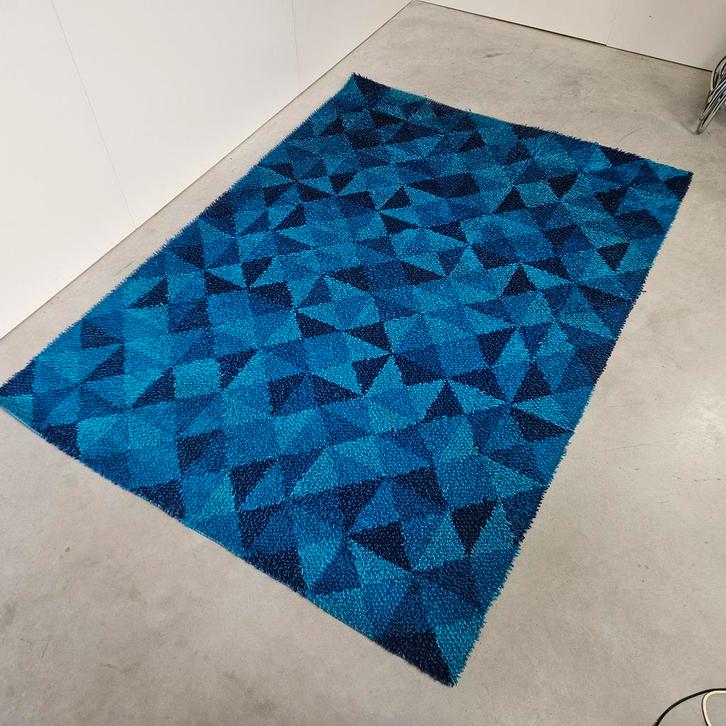 Vintage vloerkleed blauwtinten, Huis en Inrichting, Stoffering | Tapijten en Kleden, Gebruikt, 150 tot 200 cm, 200 cm of meer