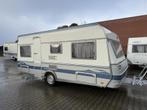 Fendt Saphir 490 QF bouwjaar 2003 met voortent, Caravans en Kamperen, Caravans, Overige typen, Rondzit, Bedrijf, Fendt