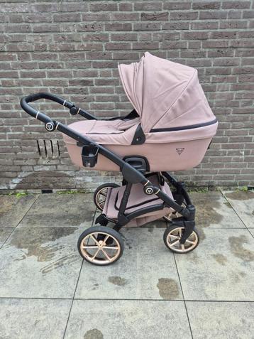 Junama combi kinderwagen (2-in-1) – Reiswieg + Zitting beschikbaar voor biedingen