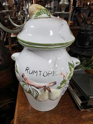 Vintage Rumtopf Pot met Deksel beschikbaar voor biedingen