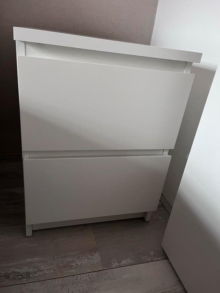 IKEA Malm Nachtkastjes - Zo Goed Als Nieuw!, Huis en Inrichting, Slaapkamer | Nachtkastjes, Zo goed als nieuw, 55 tot 70 cm, Minder dan 45 cm