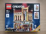 LEGO 10232 Palace Cinema *NIEUW*, Kinderen en Baby's, Speelgoed | Duplo en Lego, Ophalen of Verzenden, Nieuw, Complete set, Lego
