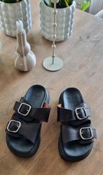 Zwarte slippers Viavai, 39, Ophalen of Verzenden, Zo goed als nieuw, Zwart