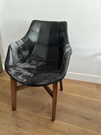 Gratis eetkamerstoelen af te halen (4 stuks), Ophalen, Gebruikt, Rustiek, Hout