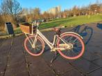 Damesfiets in goede staat met mand, Fietsen en Brommers, Fietsen | Dames | Damesfietsen, Ophalen, Versnellingen, Zo goed als nieuw