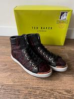 Ted Baker schoenen sneakers harig maat 40 rood zwart, Kleding | Dames, Schoenen, Ted Baker, Ophalen of Verzenden, Zo goed als nieuw