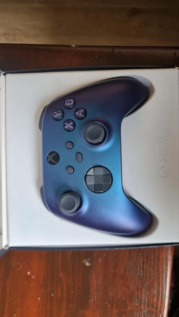 XBOX Controller parelmoer kleur (Stellar Shift) paars, Spelcomputers en Games, Spelcomputers | Xbox | Accessoires, Nieuw, Xbox Original