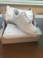 Nieuw Nike Air Force 1 07 Triple White, Ophalen, Wit, Nike Air, Nieuw