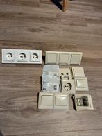 Gira schakelmatriaal crème wit, Ophalen of Verzenden, Zo goed als nieuw, Overige typen