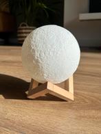 Moon diffuser/ lamp 2-in-1, Huis en Inrichting, Lampen | Tafellampen, Minder dan 50 cm, Ophalen of Verzenden, Zo goed als nieuw