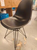 24 x Vitra Eames DSR Stoel - Zwart, Huis en Inrichting, Kunststof, Zwart, Ophalen of Verzenden, Zo goed als nieuw