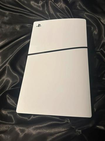 Playstation 5 Slim Disc Edition 1TB beschikbaar voor biedingen
