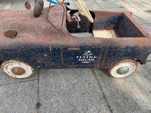 Vintage metalen trapauto “Flying Squad” – verzamelobject, Antiek en Kunst, Antiek | Speelgoed, Ophalen of Verzenden