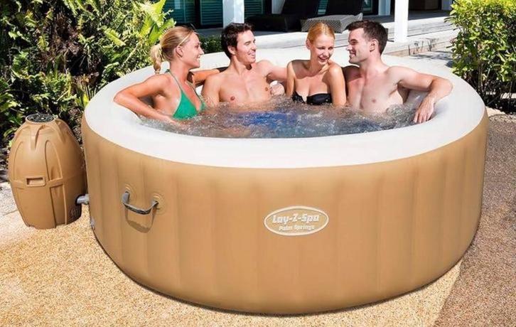 Opblaas spa, Tuin en Terras, Bubbelbaden en Hottubs, Gebruikt, Opblaasbaar, Afdekzeil, Filter, Pomp, Ophalen of Verzenden