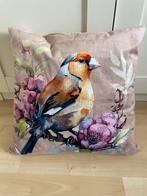 Mooi zacht kussentje met vogel en bloemen, Ophalen of Verzenden, Zo goed als nieuw, Roze, Vierkant
