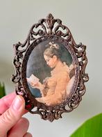 Vintage messing lijstje stoffen prentje, Antiek en Kunst, Curiosa en Brocante, Ophalen of Verzenden