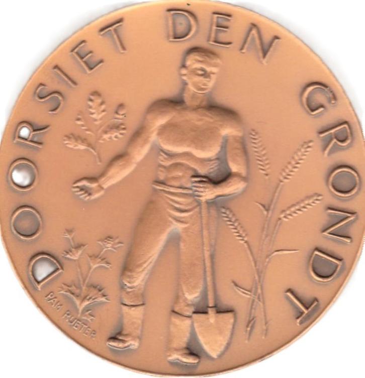 DOOR SIET DEN GRONDT 1915 N.V. GRONTMIJ 1955, Postzegels en Munten, Penningen en Medailles, Overige materialen, Verzenden