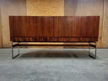 Vintage highboard in palissander van Aurora Meubelfabriek  beschikbaar voor biedingen