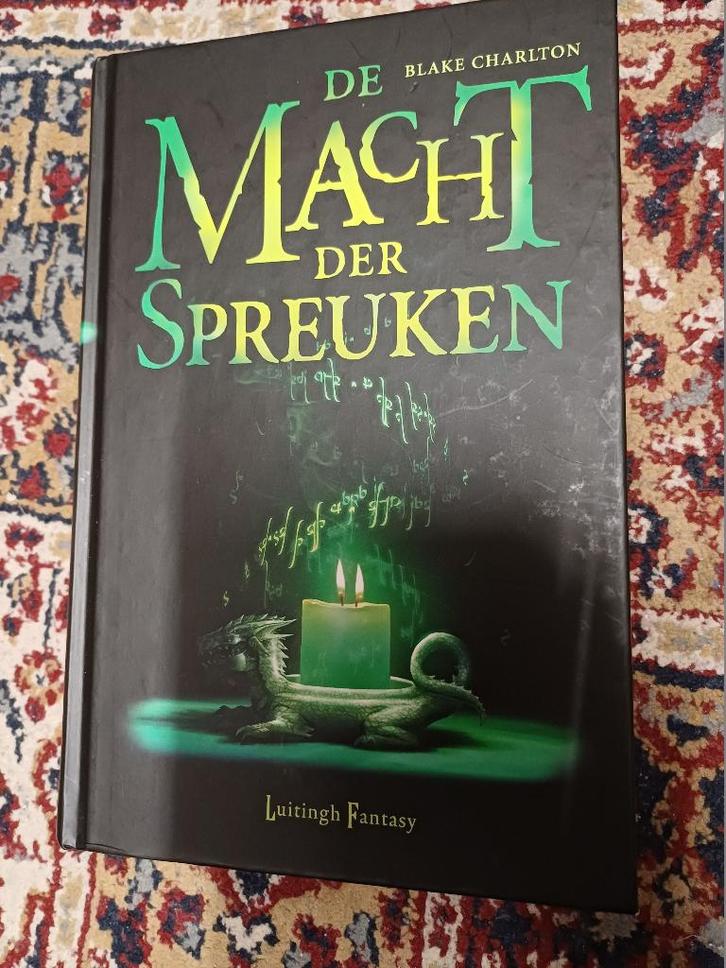 Blake Charlton Macht der spreuken Hardcover, Boeken, Fantasy, Gelezen, Ophalen