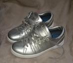Mooie nieuwe zilver kleurige sneakers van K-swiss maat 38, Ophalen of Verzenden, Nieuw, Overige kleuren, Sneakers of Gympen