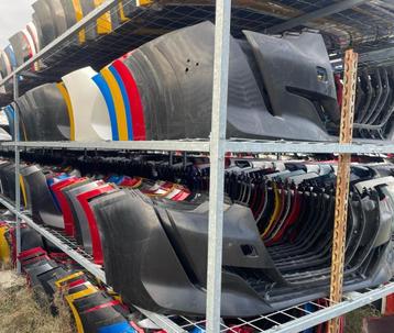 2000+ voorraad Peugeot 208 2019-2023 Voorbumper Alle Kleuren beschikbaar voor biedingen