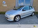 Peugeot 206 1.4-16V Quiksilver Airco, Voorwielaandrijving, 938 kg, 4 cilinders, Met garantie (alle)