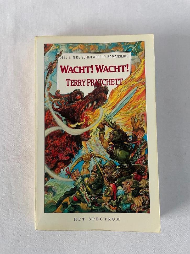 Terry Pratchett - Wacht! Wacht!, Boeken, Fantasy, Gelezen, Ophalen of Verzenden