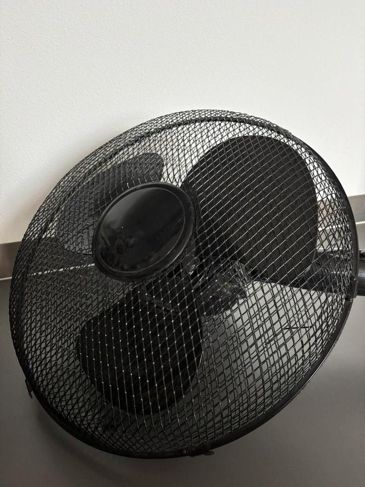 zwarte ventilator, Witgoed en Apparatuur, Ventilatoren, Vloerventilator, Ophalen