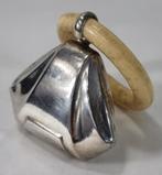 verzilverde Art Deco rammelaar met benen ring, Verzenden