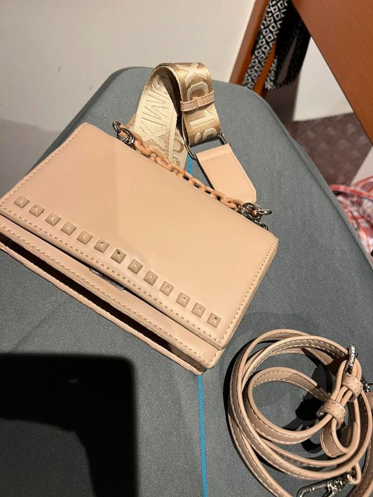 STEVE MADDEN tas met studs origineel zgan, Sieraden, Tassen en Uiterlijk, Tassen | Damestassen, Zo goed als nieuw, Schoudertasje