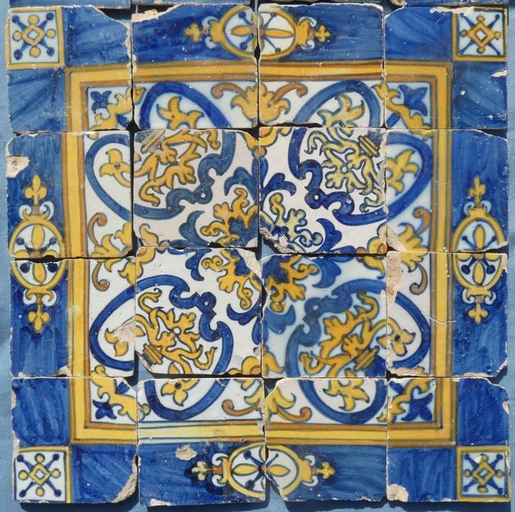 Portugese tegel, 17e eeuw, Antiek en Kunst, Antiek | Keramiek en Aardewerk, Verzenden