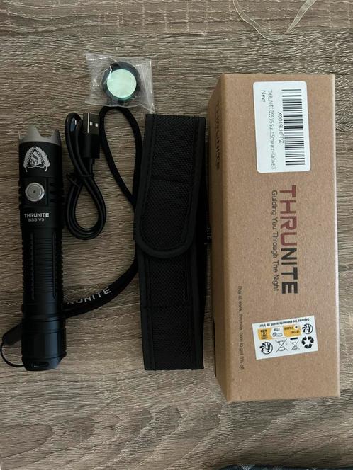 Trunite bss v5 18650 zaklamp tactical, Caravans en Kamperen, Zaklampen, Accu, Ophalen of Verzenden