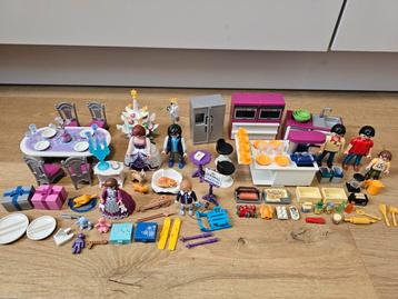 Playmobil 5582 keuken met kookeiland en 9485 kerstfeest beschikbaar voor biedingen