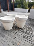 Witte bloempotten, Ophalen of Verzenden, Zo goed als nieuw, Rond, Kunststof