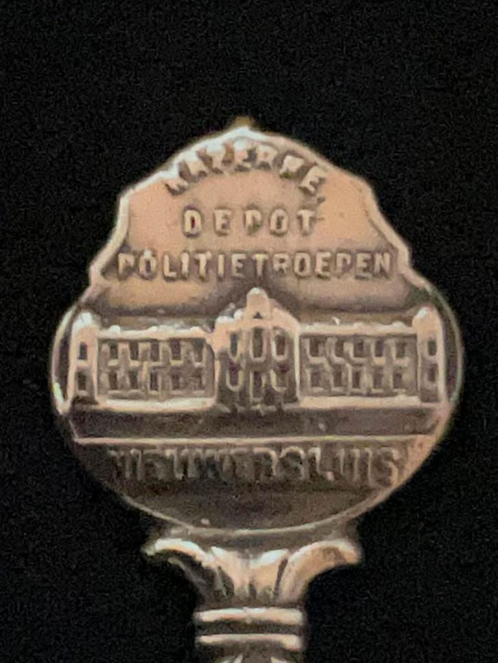 Lepeltje uit Nieuwersluis, Antiek en Kunst, Antiek | Bestek, Ophalen of Verzenden