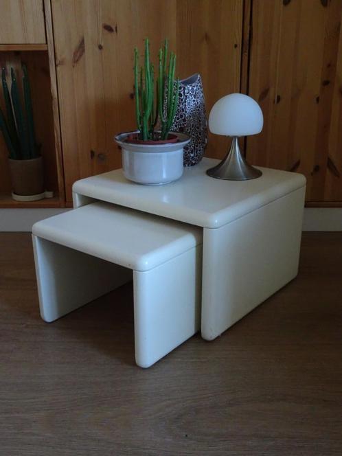 Leuke vintage seventies mimiset / bijzettafel, Huis en Inrichting, Tafels | Bijzettafels, Gebruikt, Vierkant, 45 tot 60 cm, Minder dan 55 cm