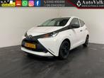 Toyota Aygo 1.0 VVT-i x-fun Airco. Cruise . 5-Deurs!, Auto's, Toyota, Voorwielaandrijving, Gebruikt, Euro 6, 4 stoelen