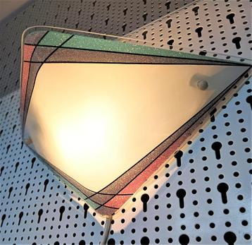 vintage  glazen boemerang wandlamp -in de stijl van Art Deco beschikbaar voor biedingen