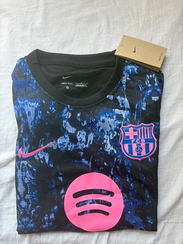 Fc barcalona speciaal shirt beschikbaar voor biedingen