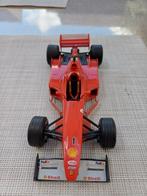 Ferrari F300 1:24 Modelauto, Ophalen of Verzenden, Zo goed als nieuw, Auto, Bburago