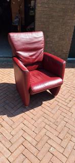 Bordeauxrode design fauteuil, Ophalen, Zo goed als nieuw