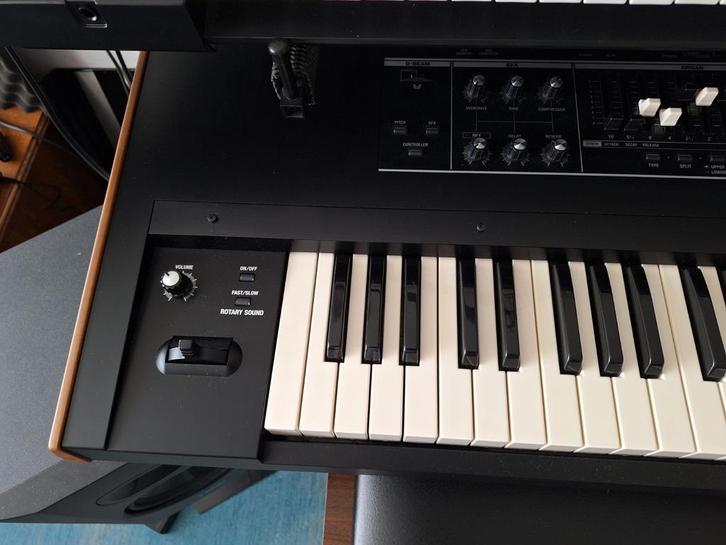 Roland VR-730 (In Nieuwstaat!), Muziek en Instrumenten, Keyboards, Zo goed als nieuw, Roland, Ophalen