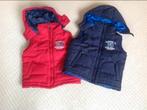 Akmo Nieuw bodywarmer maat 116/122 tweeling, Ophalen of Verzenden, Nieuw, Jas